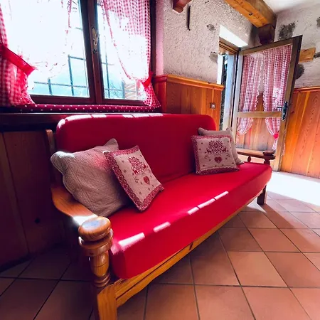 Apartament Rosicin